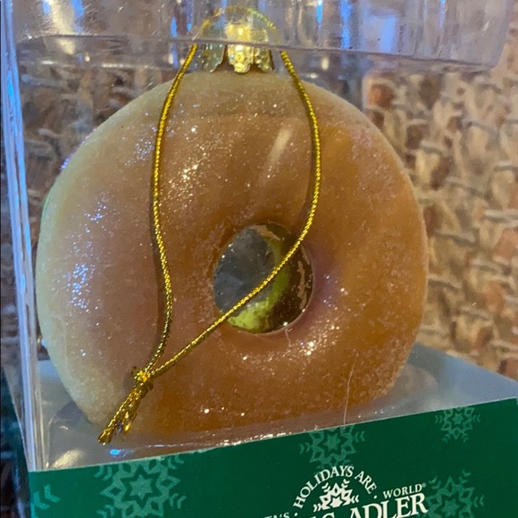 New Doughnut Kurt Adler Food Ornament - Picture 4 of 5